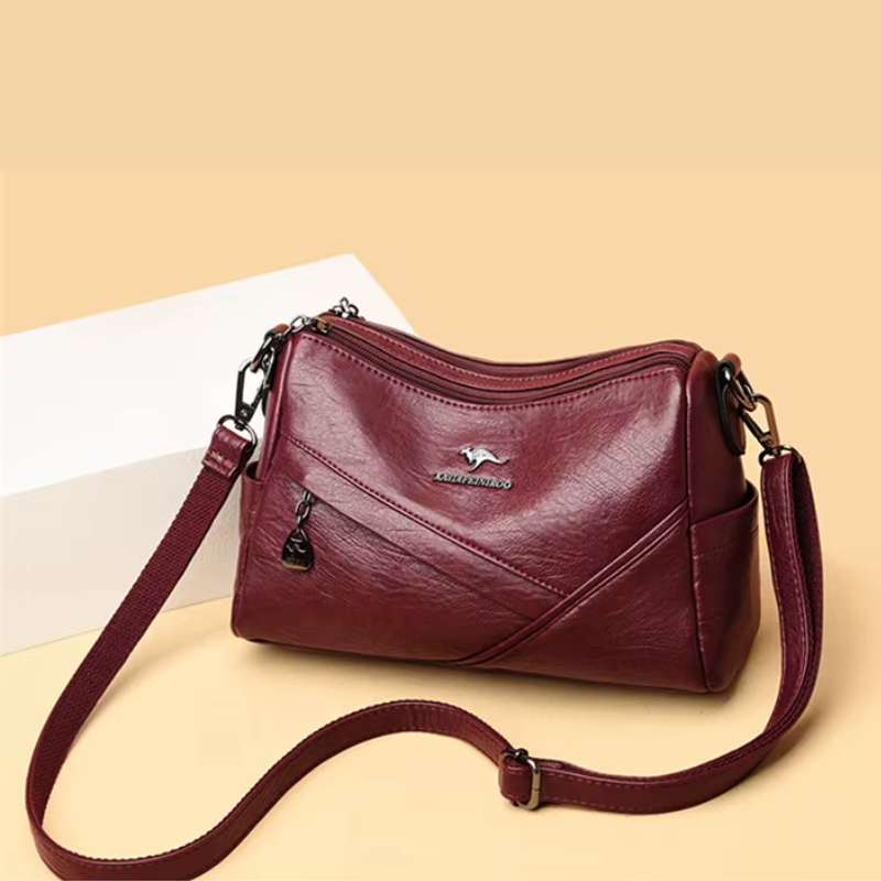 Bolsa Transversal Destino Prisma, Elegância Atemporal e Durabilidade
