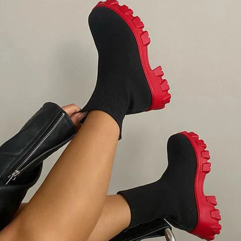 Bota Coturno Plataforma Urbana Horizonte Jazz, Estilo e Conforto em Cada Passo