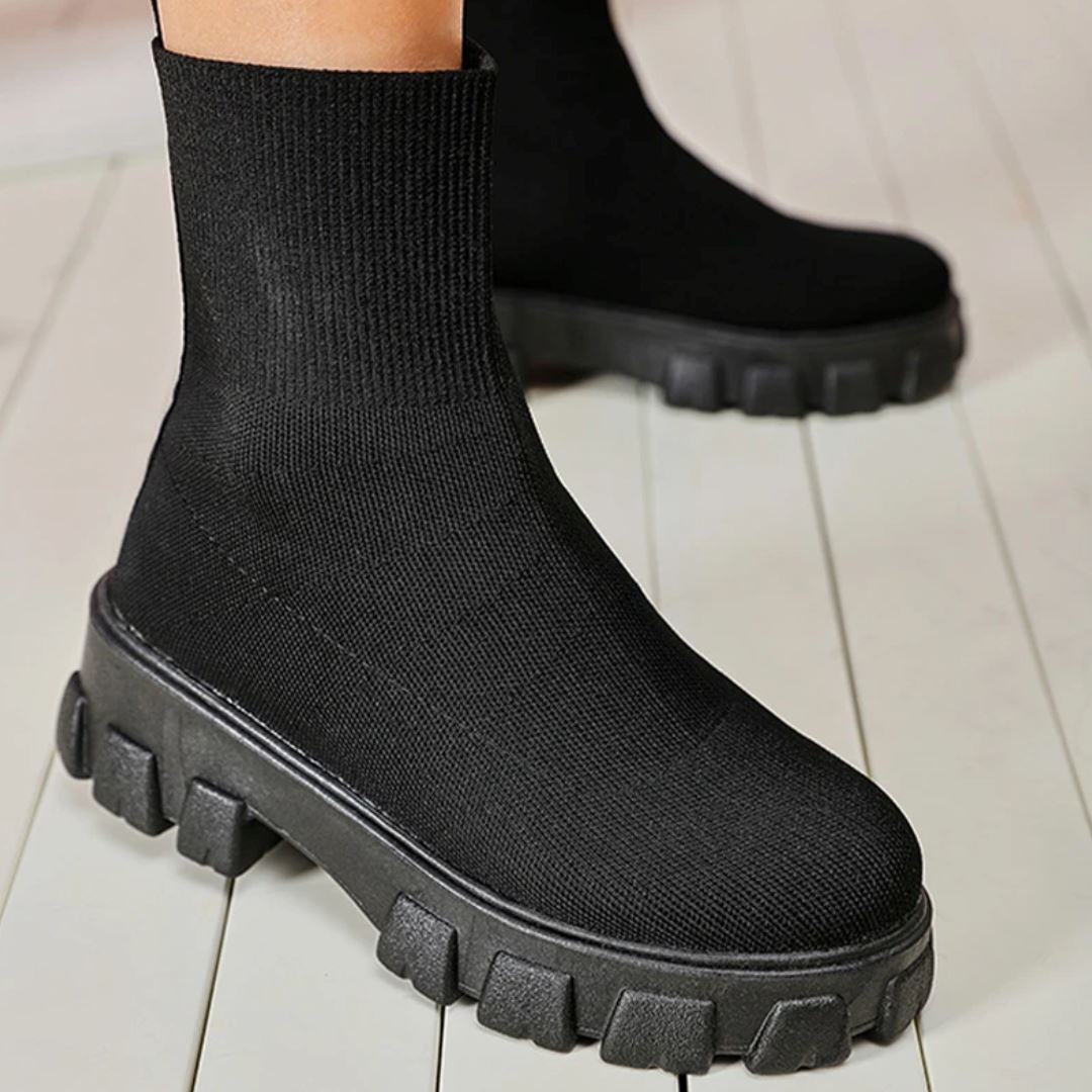 Bota Coturno Plataforma Urbana Horizonte Jazz, Estilo e Conforto em Cada Passo