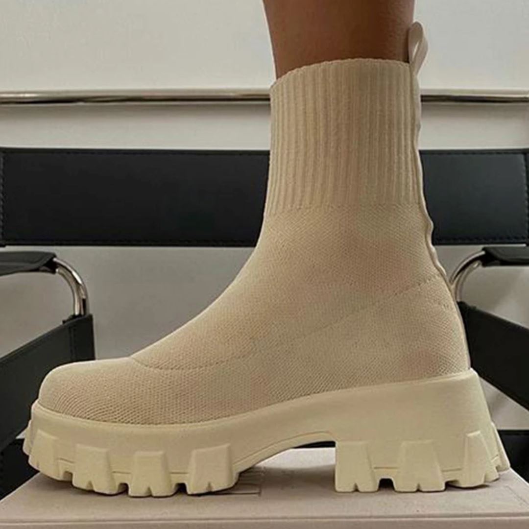 Bota Coturno Plataforma Urbana Horizonte Jazz, Estilo e Conforto em Cada Passo