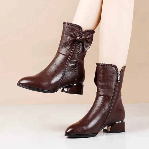 Bota Feminina Aveludado Aurora Boreal Harmonia, Conforto Térmico e Estilo para o Inverno