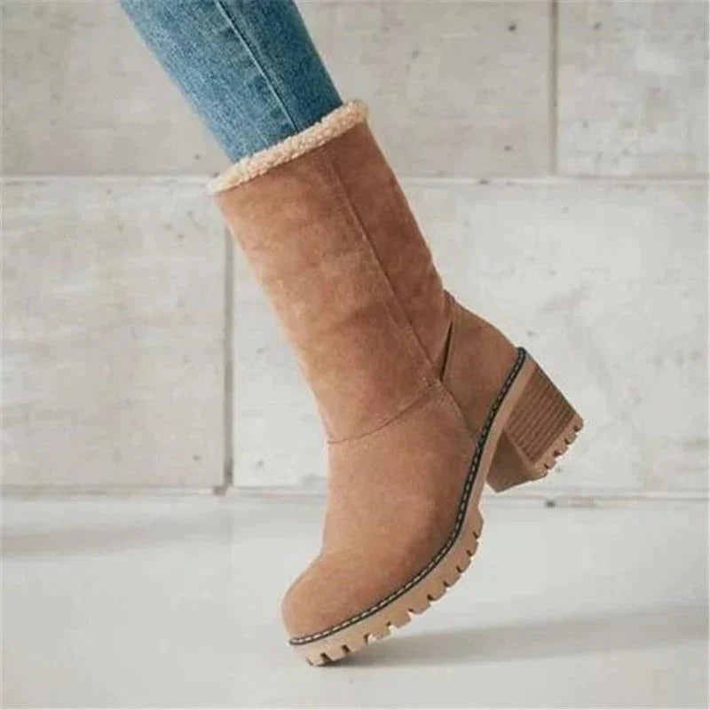 Bota de Inverno Forro Aveludado Estilo Aurora Boreal, Conforto Térmico e Elegância Nos Dias Frios