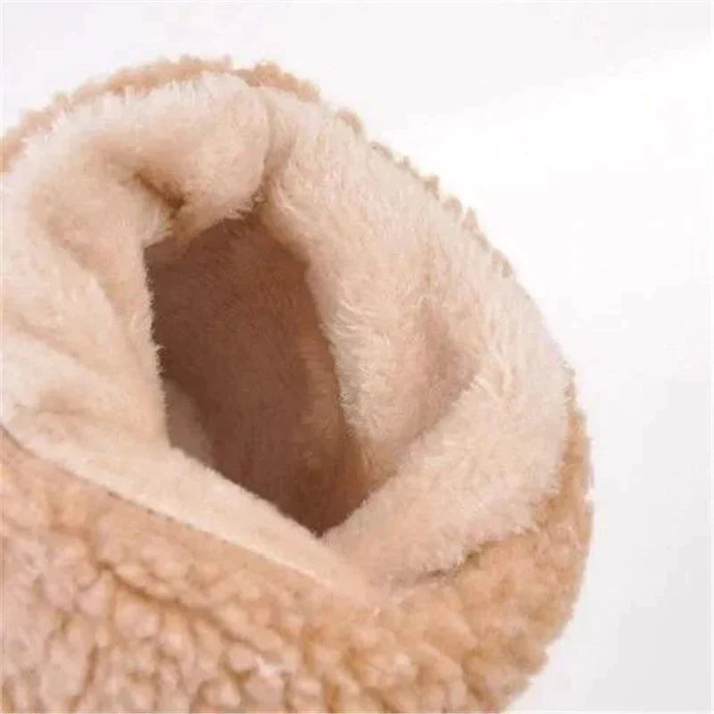 Bota de Inverno Forro Aveludado Estilo Aurora Boreal, Conforto Térmico e Elegância Nos Dias Frios