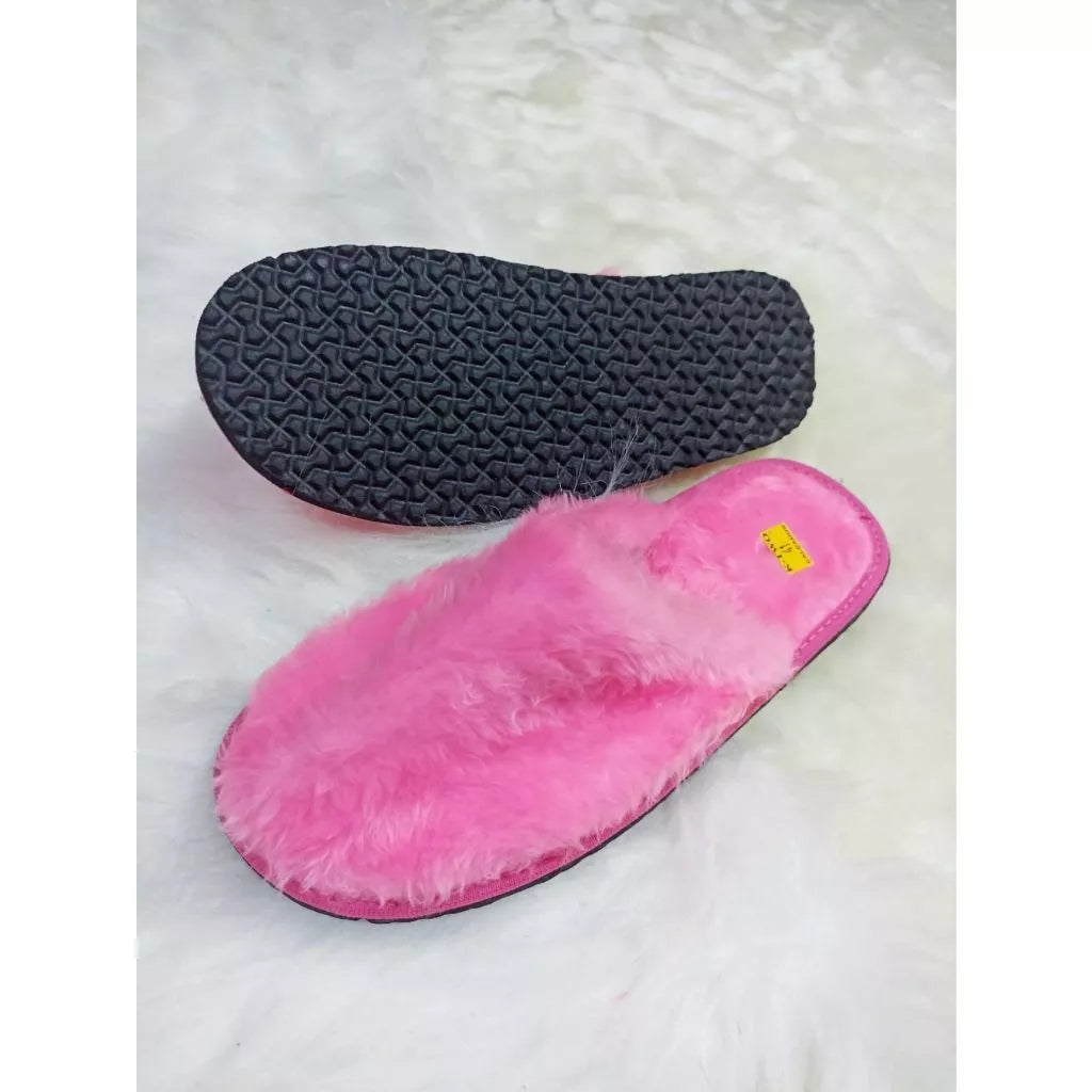 Kit com 2 Pantufas Unissex de Pelúcia Antiderrapante Ferrazi