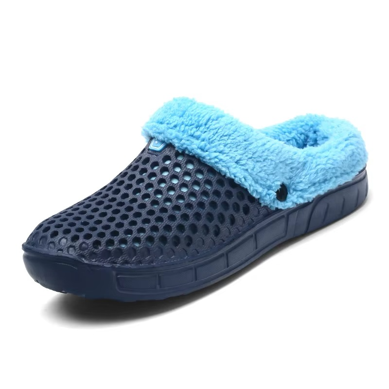 Pantufa Unissex Peluciada Vazada com Solado Antiderrapante Ferrazi