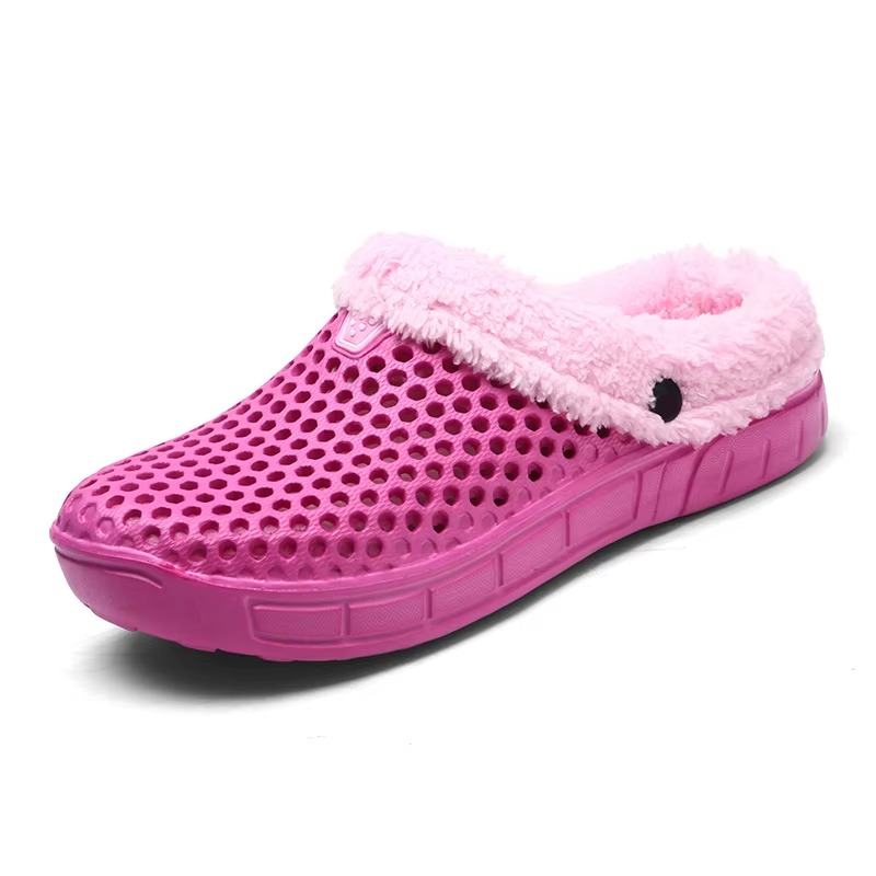 Pantufa Unissex Peluciada Vazada com Solado Antiderrapante Ferrazi