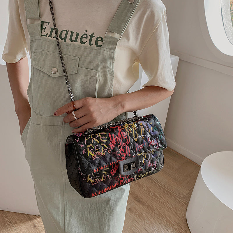 Bolsa Transversal Sintético Arte Prisma Onda, Estilo Exclusivo com Versatilidade