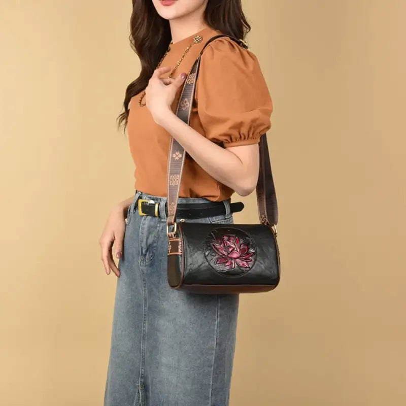 Bolsa Transversal Legítimo Horizonte Prisma, Elegância Atemporal e Durabilidade
