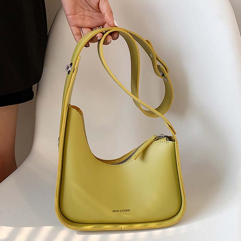 Bolsa de Ombro Sintético Prisma Fly Horizonte, Estilo Inovador para Todos os Momentos