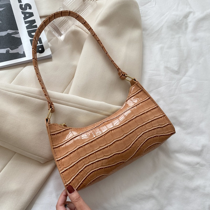 Bolsa Casual Sintético Verso Jazz Oásis, Estilo e Praticidade em Todos os Momentos