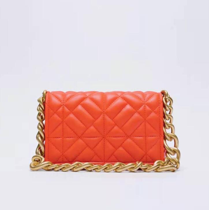 Bolsa Casual Sintético Aura Prisma, Estilo Versátil com Conforto no Ombro