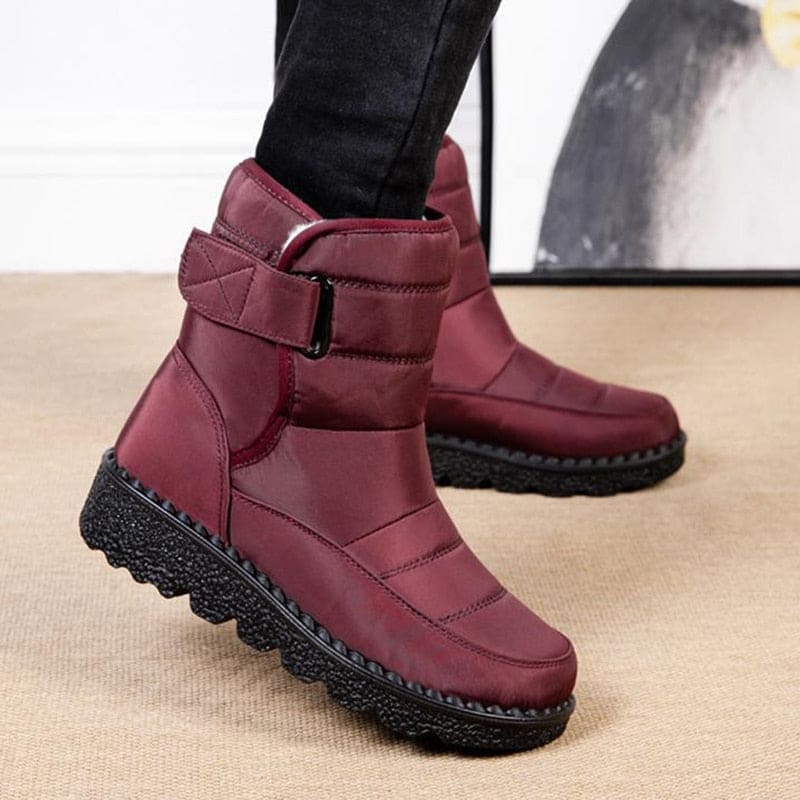 Bota Feminina Isolamento Térmico Horizonte Sereno Gaia, Conforto e Proteção Contra o Frio
